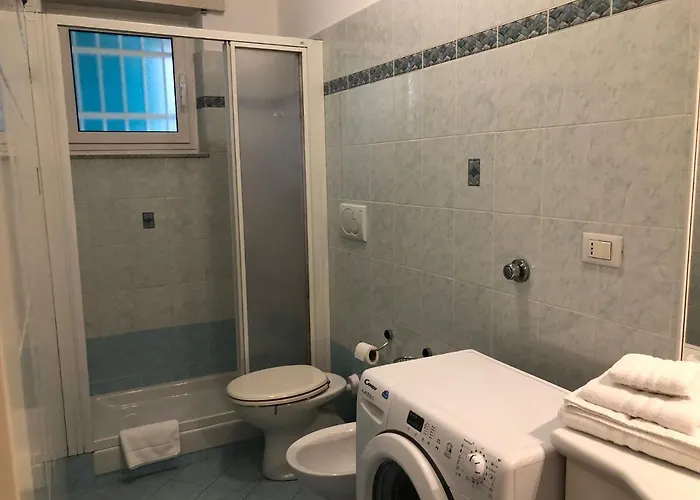 Bilocale Golf Con Terrazzino Rapallo