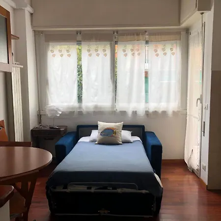 Bilocale Golf Con Terrazzino